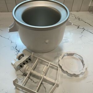 Kitchen aid ice cream maker attachment